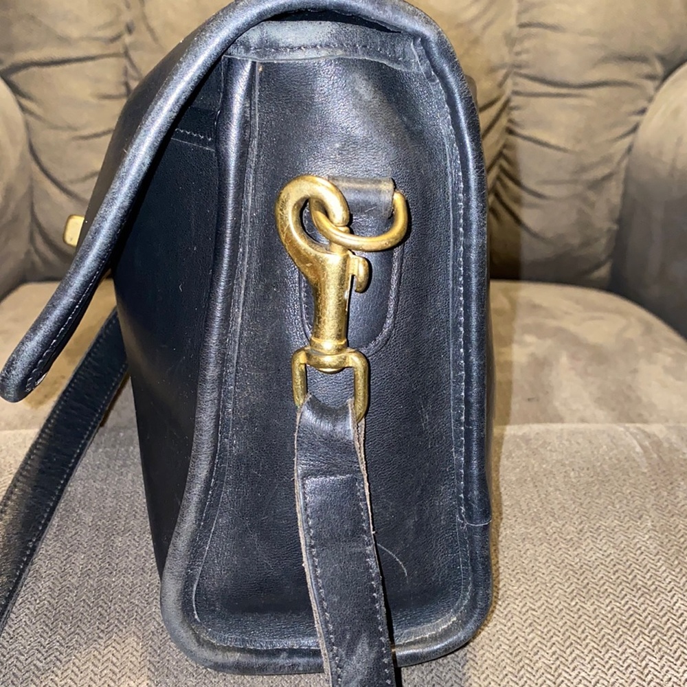 Vintage Coach ‘City Bag’ - Picture 3 of 9